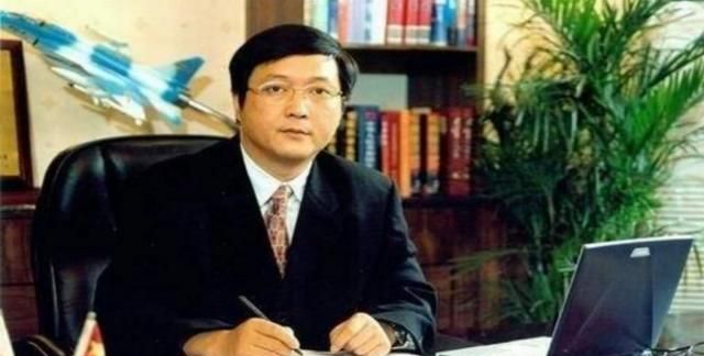 楊偉最新動態(tài)，探索前沿科技，引領(lǐng)航空未來新篇章