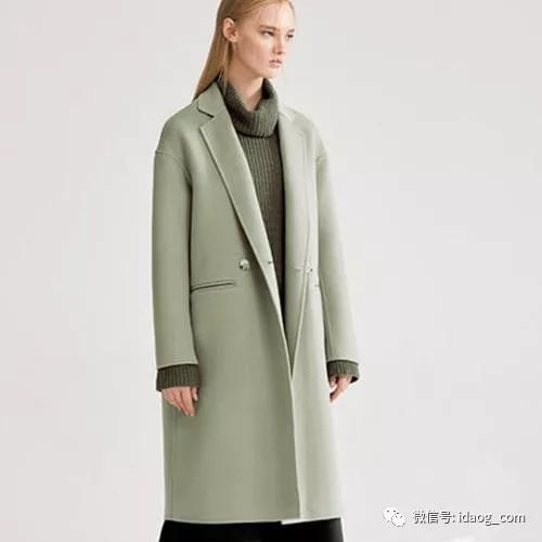 最新雙面羊絨大衣，時尚與品質的完美融合風采展現(xiàn)