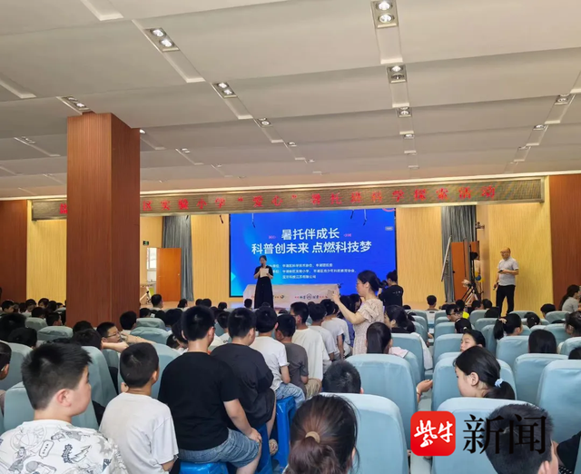 亭湖區(qū)文化局最新動態(tài)與文化繁榮與地方發(fā)展的緊密互動